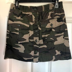 F21 camp skirt